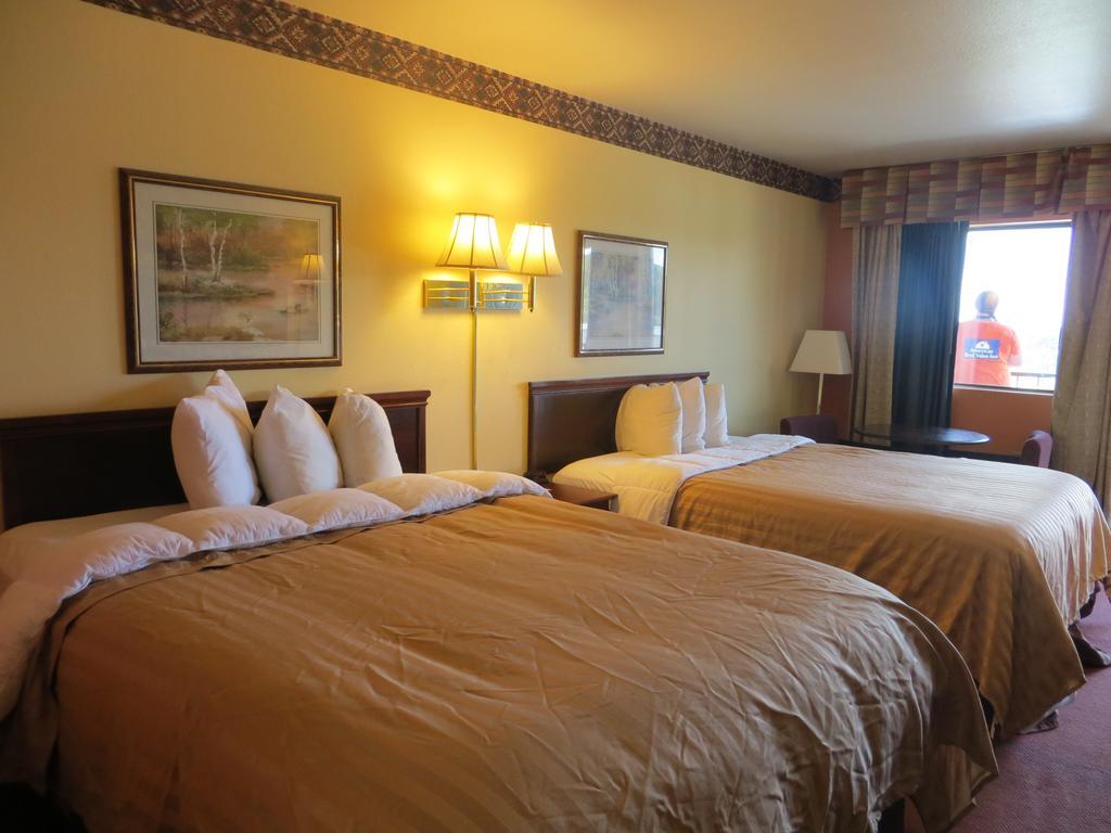 Americas Best Value Inn Ozark Esterno foto
