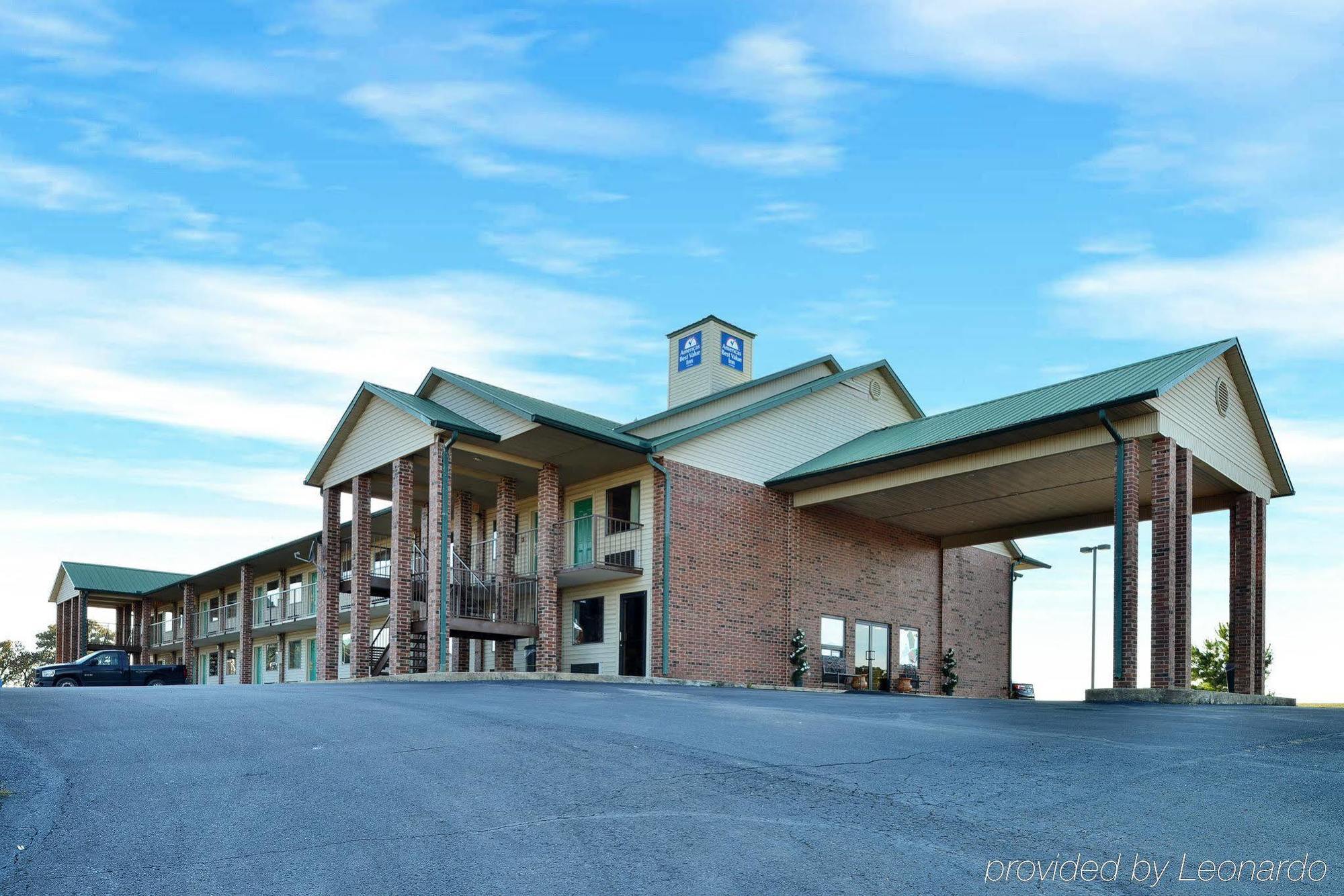 Americas Best Value Inn Ozark Esterno foto