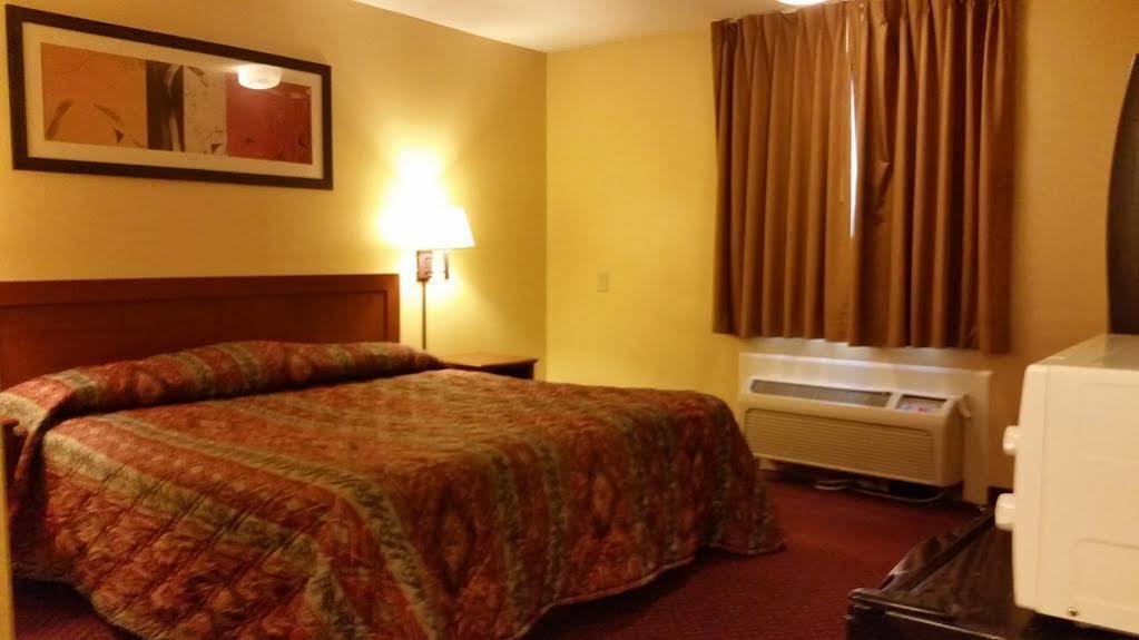 Americas Best Value Inn Ozark Esterno foto
