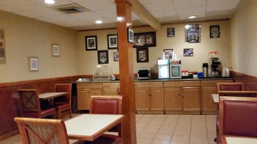 Americas Best Value Inn Ozark Esterno foto