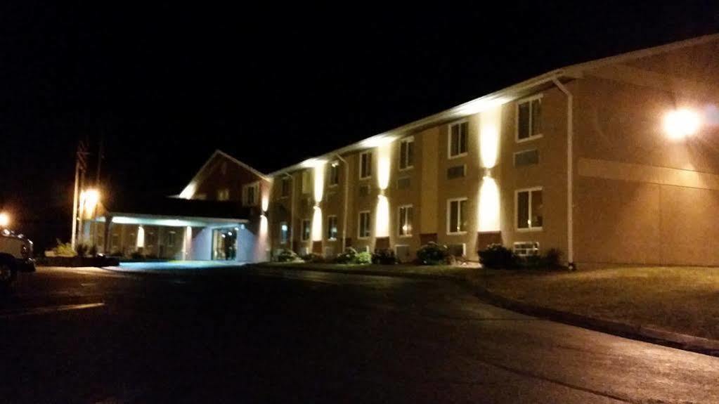 Americas Best Value Inn Ozark Esterno foto